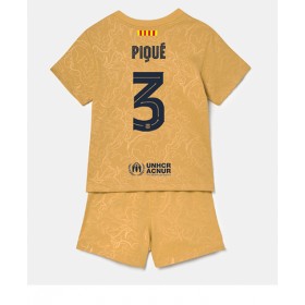 Baby Fußballbekleidung Barcelona Gerard Pique #3 Auswärtstrikot 2022-23 Kurzarm (+ kurze hosen)